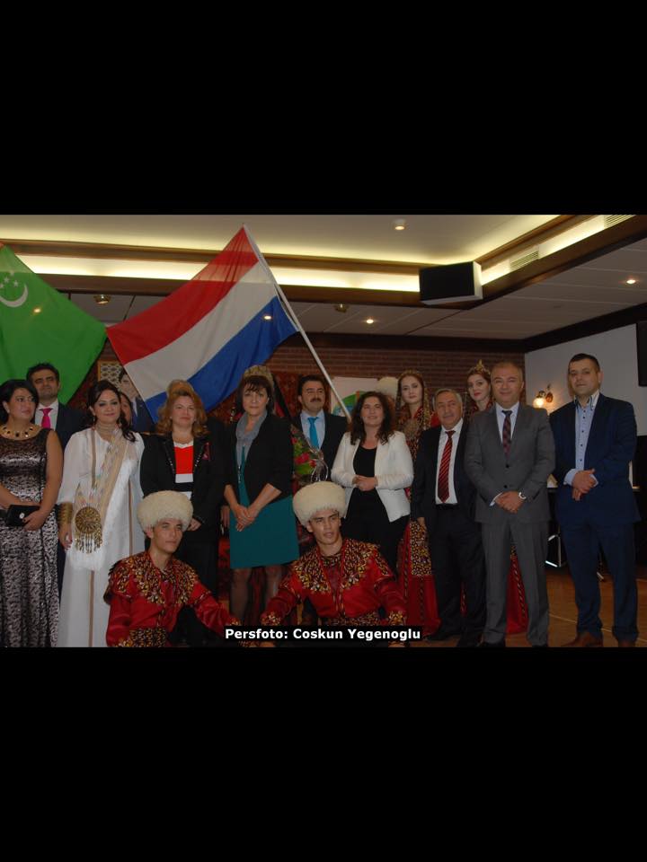 TÜRKMENİSTAN’IN ‘BAĞIMSIZLIK GÜNÜ’ HOLLANDA WEERT ŞEHRİNDE DE KUTLANDI