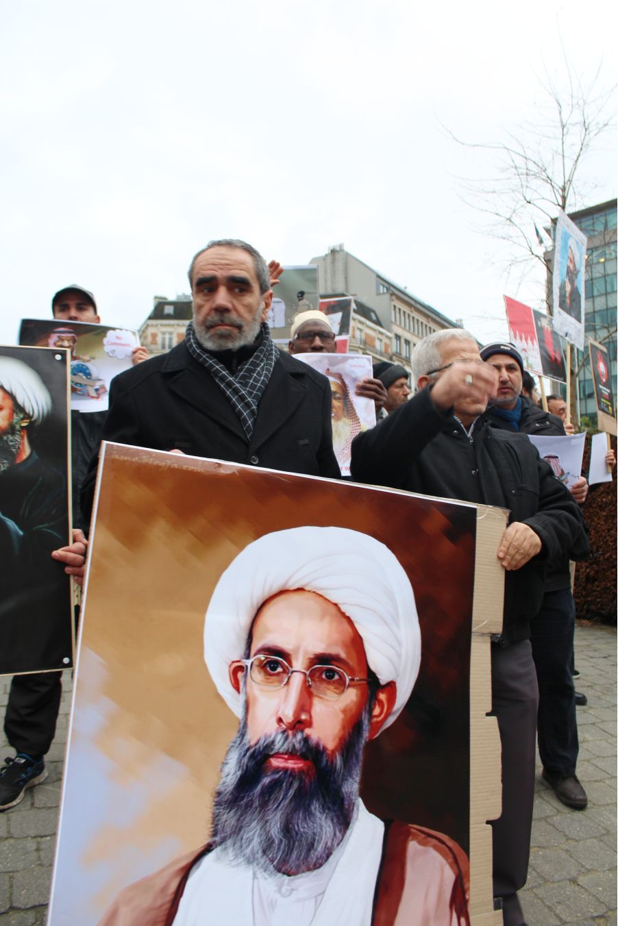 AYETULLAH NEMR’İN ŞEHADETİNİN KIRKINCI GÜNÜNÜ ANARAK, SUUDİ REJİMİNİ LANETLEDİLER.
