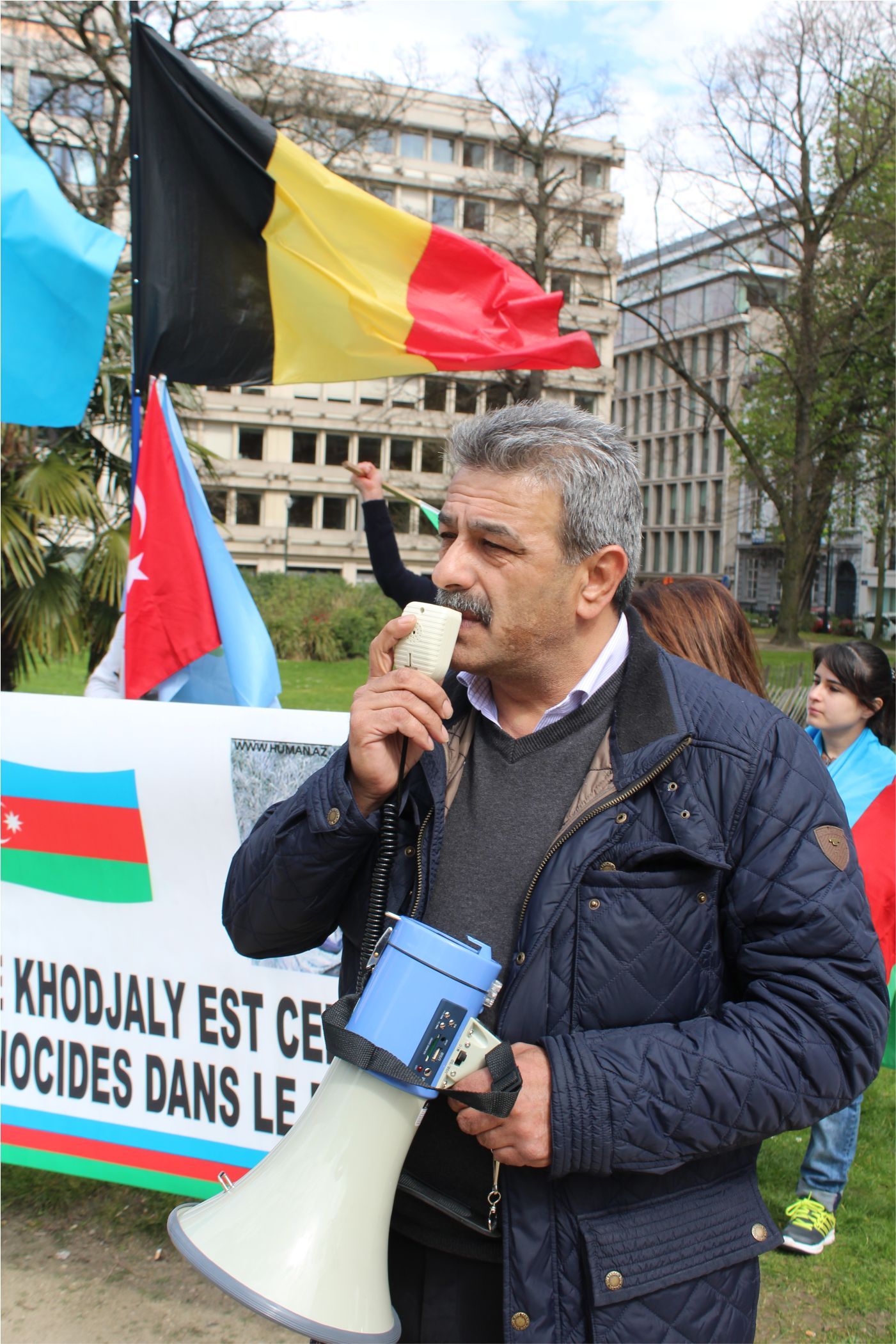 IRKÇI ERMENİLERİN TAHRİKLERİNE KAPILMADAN â€˜KARABAĞ İŞGALİâ€™Nİ PROTESTO ETTİLER