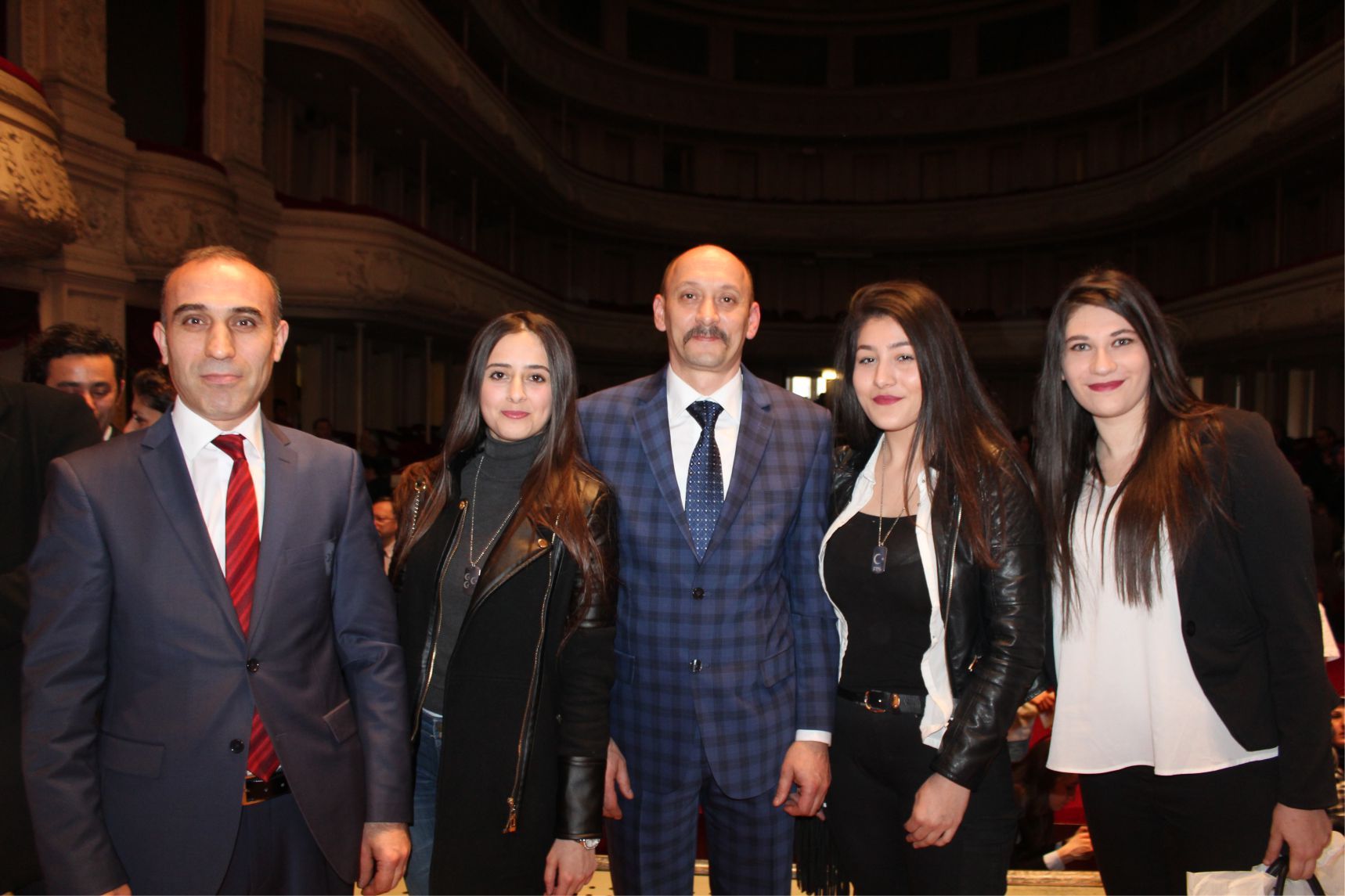 AB’nin merkezi Brüksel’de ‹23 Nisan Coşkusu› yaşandı