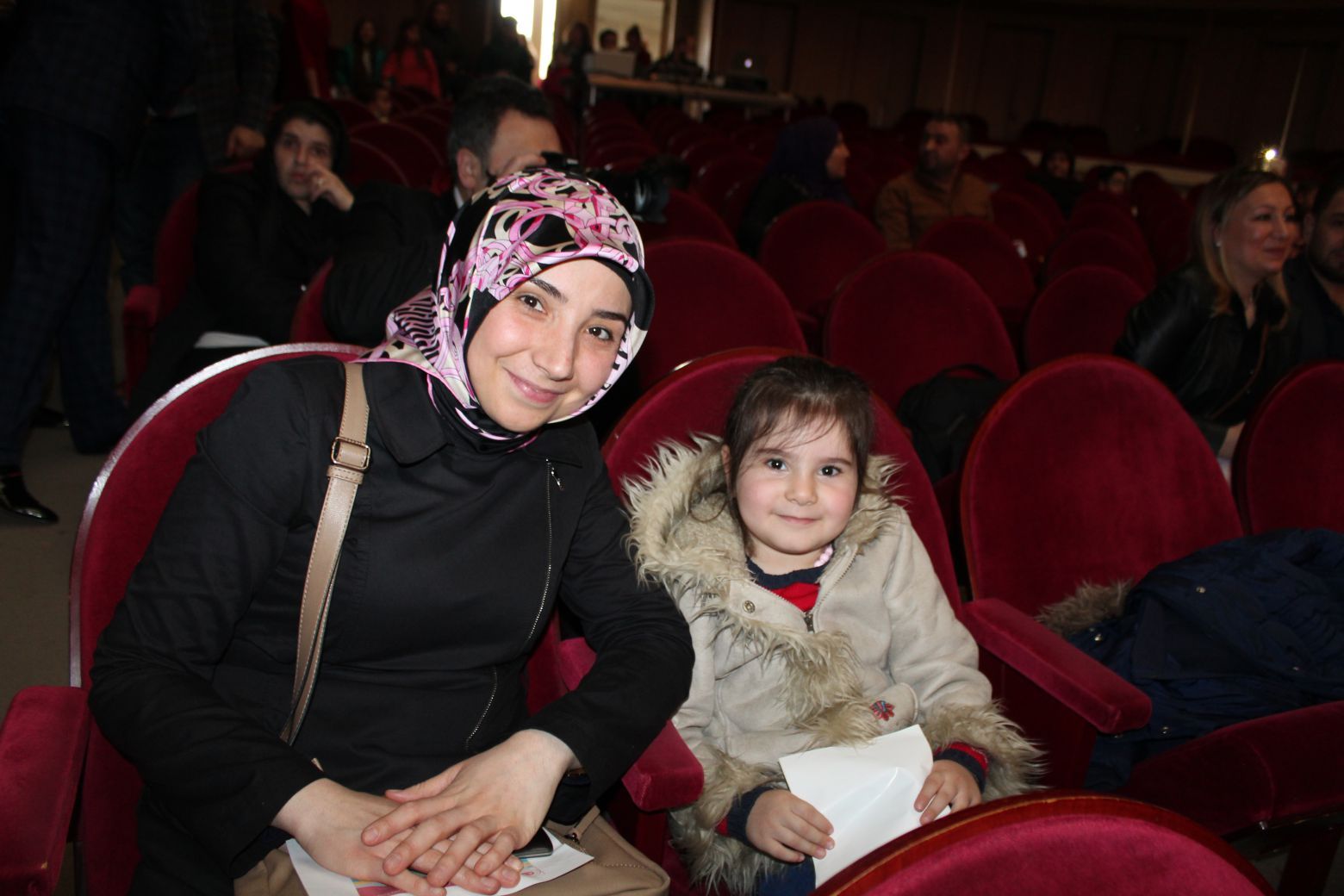 AB’nin merkezi Brüksel’de ‹23 Nisan Coşkusu› yaşandı