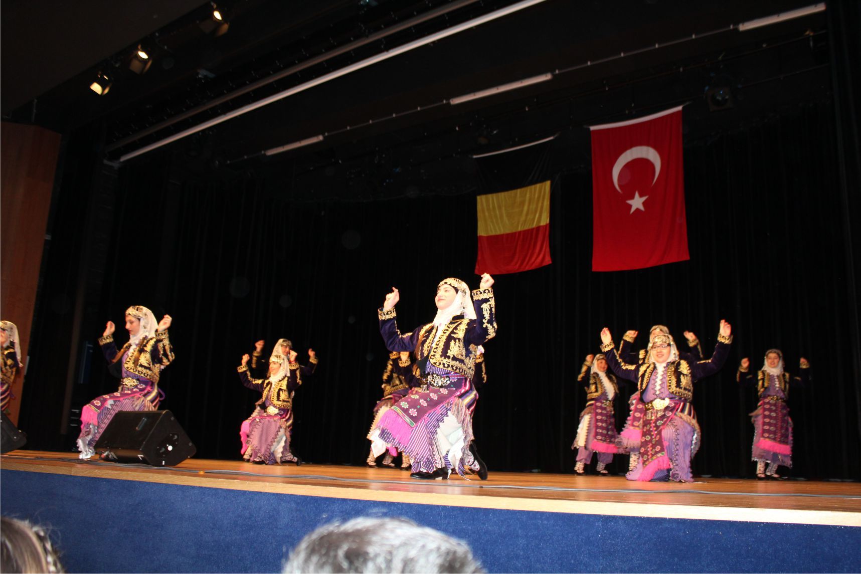 23 NİSANI BİRLİKTE KUTLADILAR