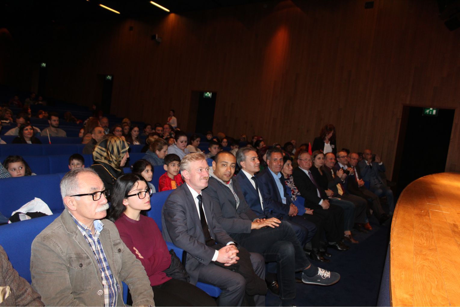 23 NİSANI BİRLİKTE KUTLADILAR