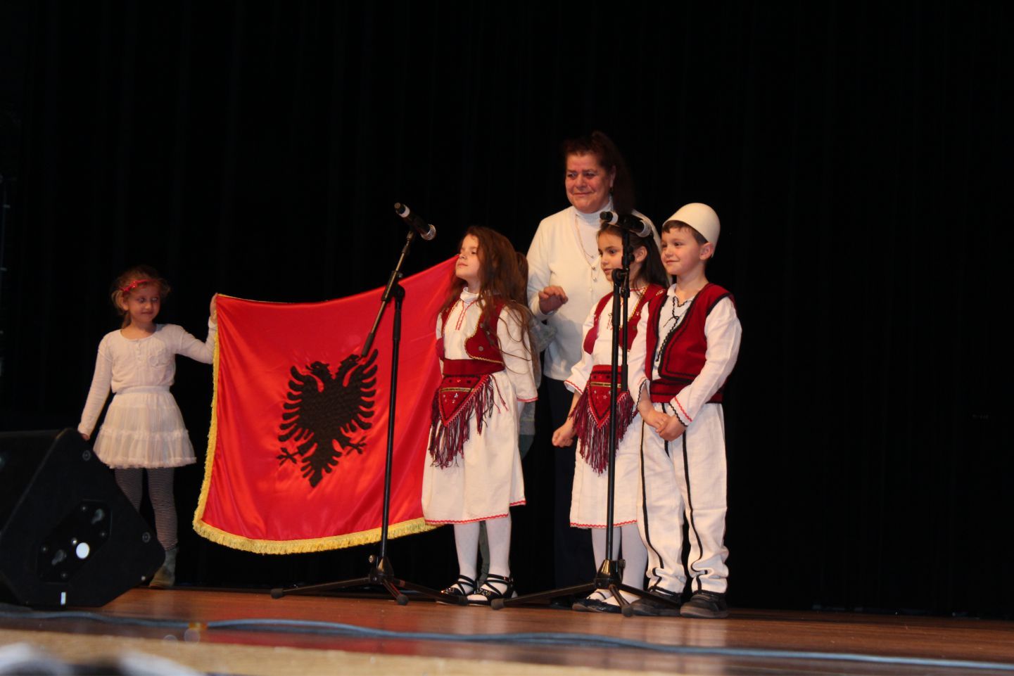 23 NİSANI BİRLİKTE KUTLADILAR