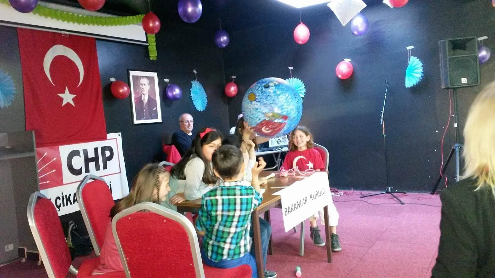 23 NİSAN CHP BELÇİKA BİRLİĞİâ€™NDE COŞKUYLA KUTLANDI