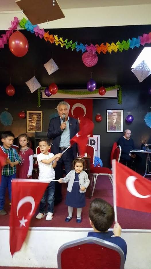 23 NİSAN CHP BELÇİKA BİRLİĞİâ€™NDE COŞKUYLA KUTLANDI