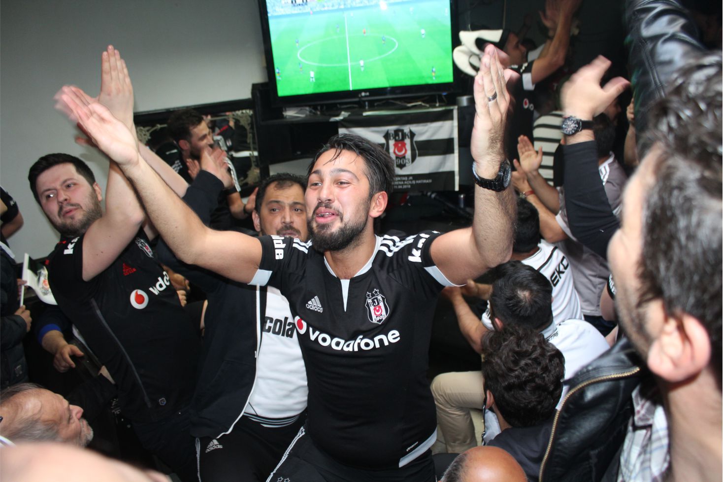AVRUPA'NIN BAŞKENTİNDE ŞAMPİYONLUK COŞKUSU