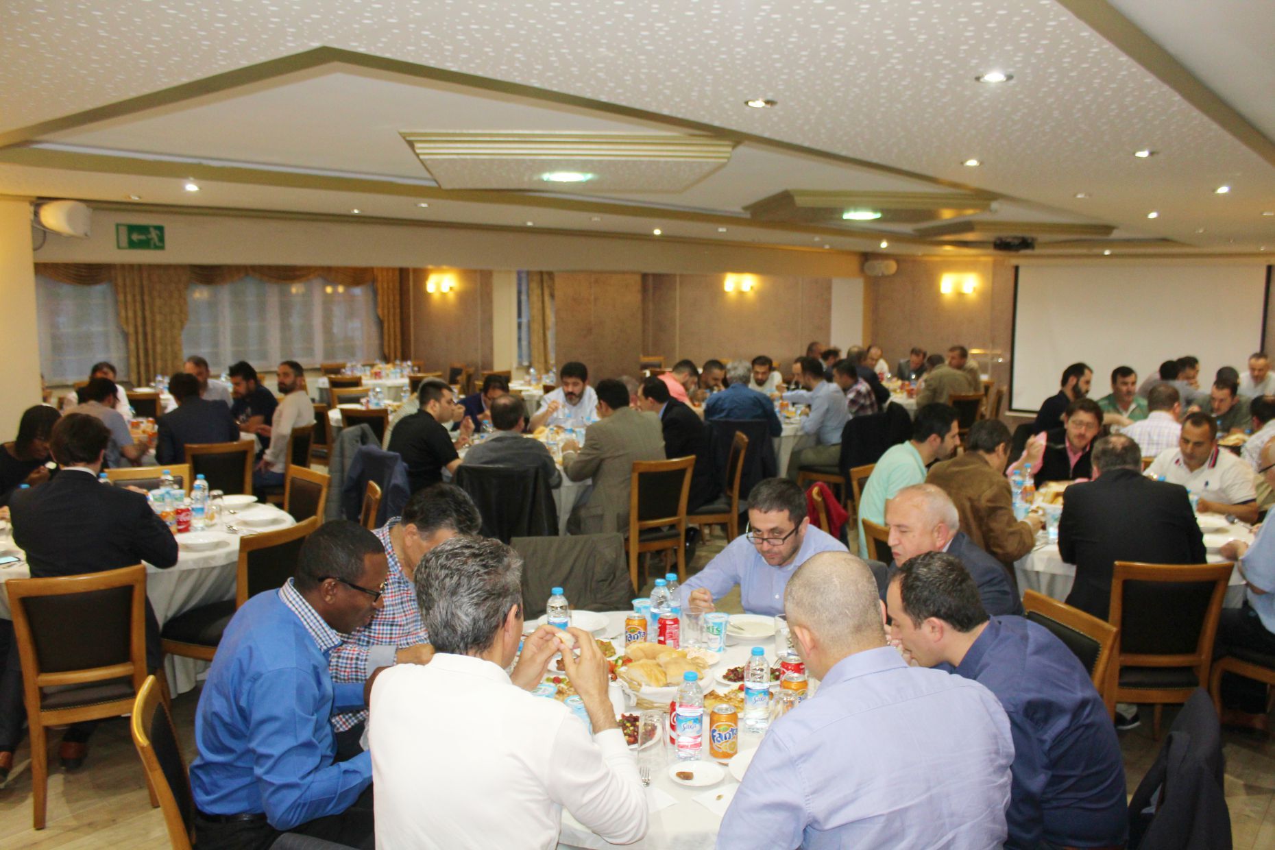 BETİAD ÜYELERİNE İFTAR PROGRAMI DÜZENLEDİ