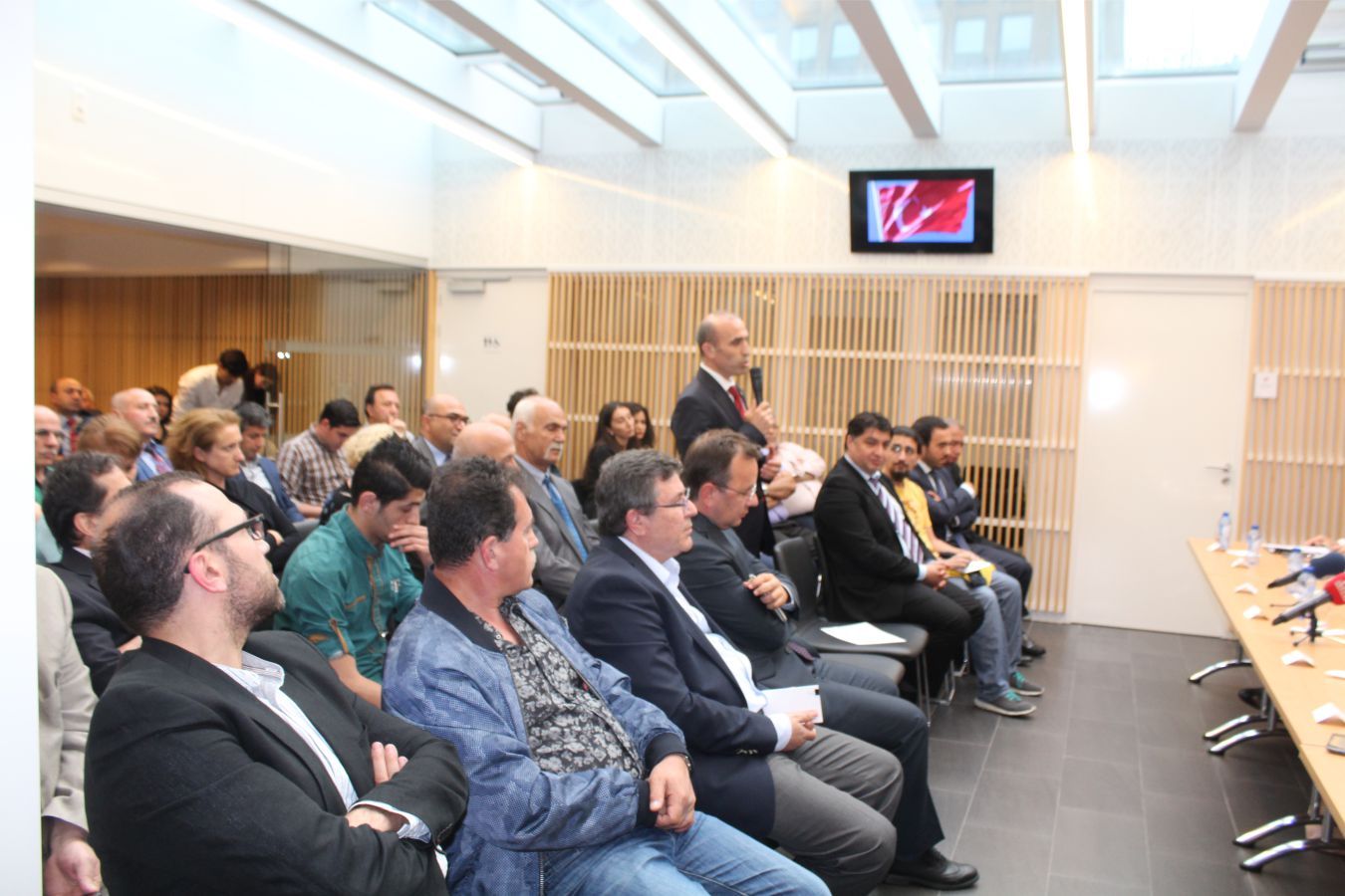 TBMM Dışişleri Komisyonu üyeleri Brüksel'de STK Temsilcileriyle buluştu...