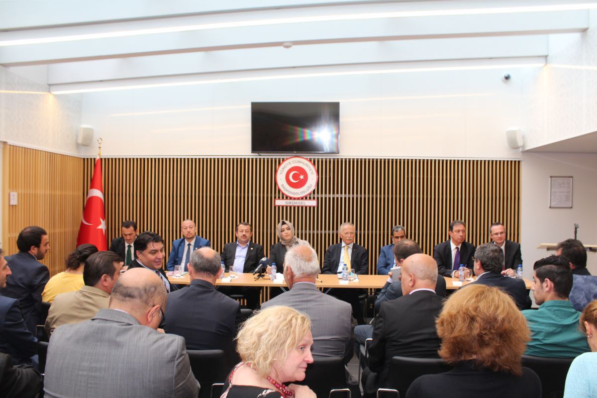 TBMM Dışişleri Komisyonu üyeleri Brüksel'de STK Temsilcileriyle buluştu...