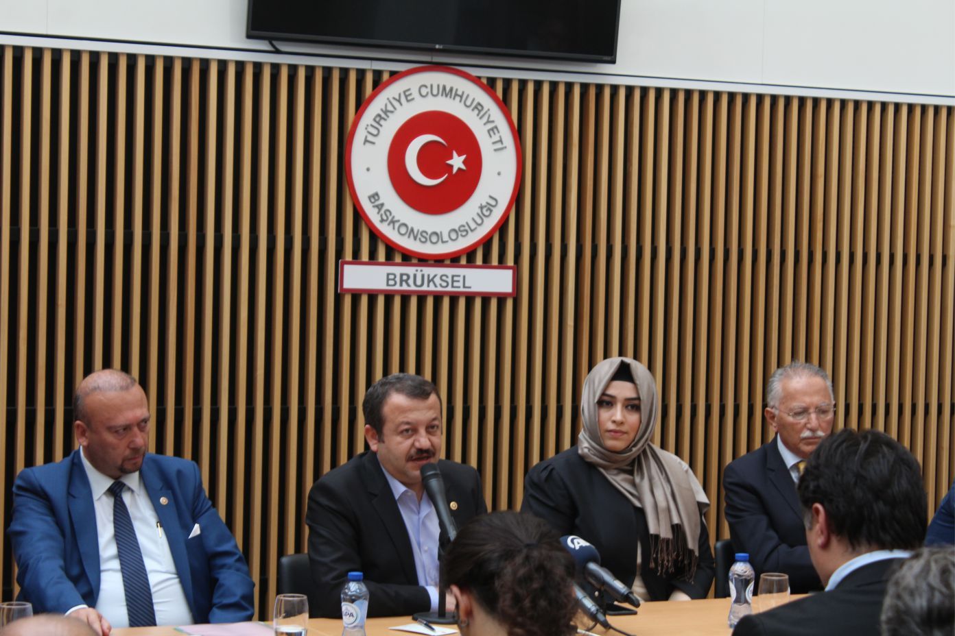 TBMM Dışişleri Komisyonu üyeleri Brüksel'de STK Temsilcileriyle buluştu...
