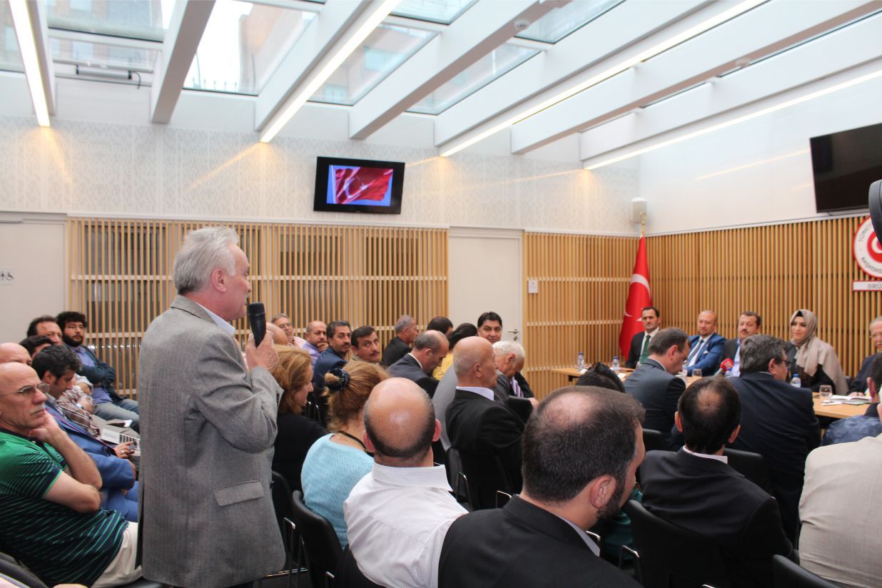TBMM Dışişleri Komisyonu üyeleri Brüksel'de STK Temsilcileriyle buluştu...