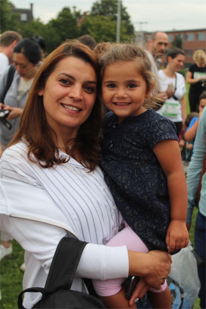 BİNLERCE KOŞUCU SCHAERBEEK MARATONUN'DA BULUŞARAK, CENTİLMENCE YARIŞTI...