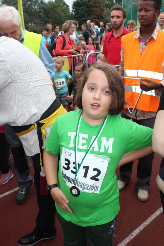 BİNLERCE KOŞUCU SCHAERBEEK MARATONUN'DA BULUŞARAK, CENTİLMENCE YARIŞTI...