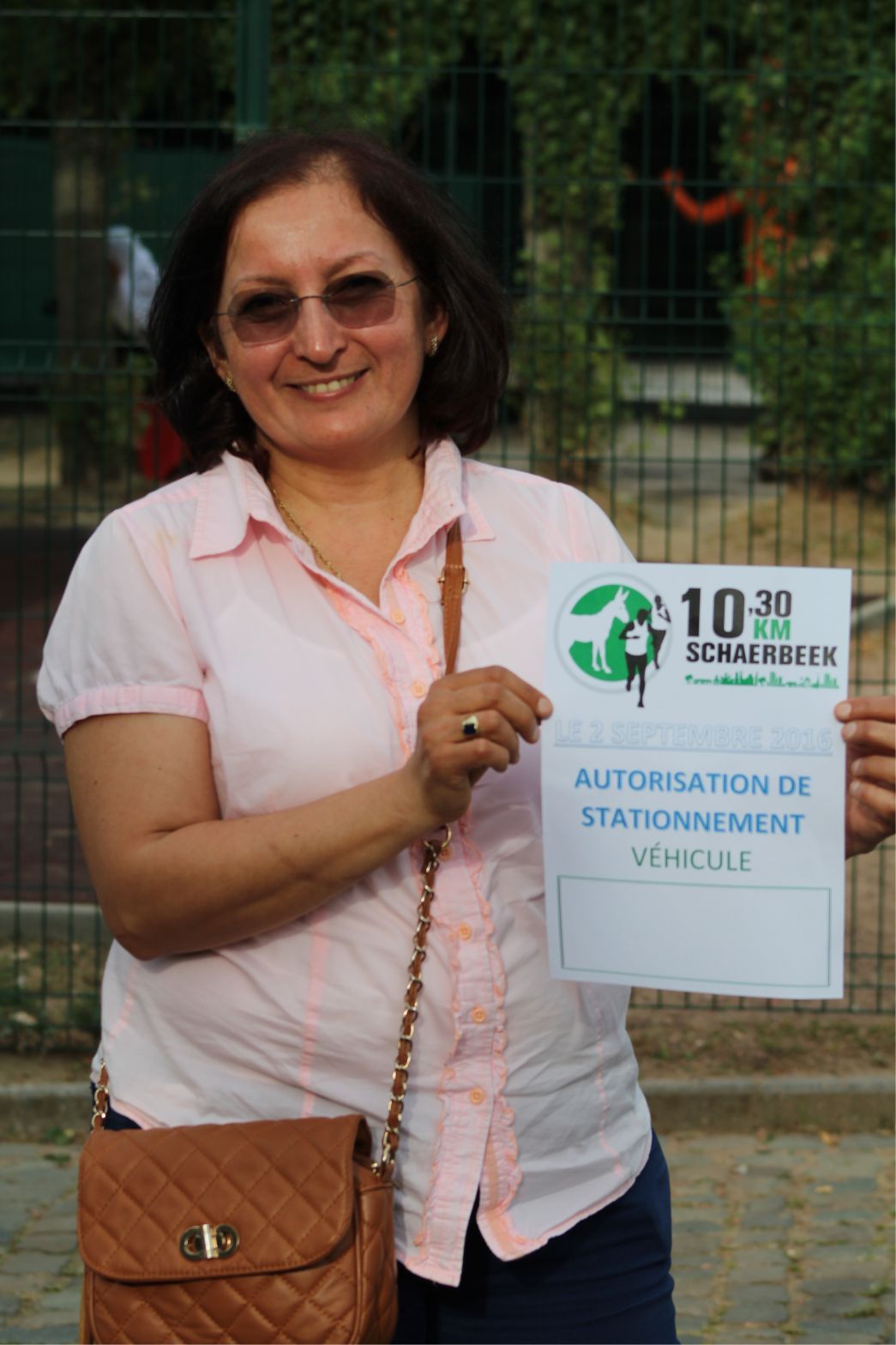 BİNLERCE KOŞUCU SCHAERBEEK MARATONUN'DA BULUŞARAK, CENTİLMENCE YARIŞTI...