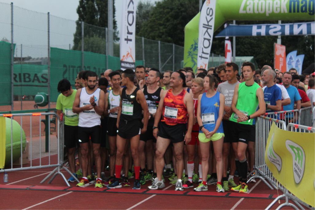 BİNLERCE KOŞUCU SCHAERBEEK MARATONUN'DA BULUŞARAK, CENTİLMENCE YARIŞTI...