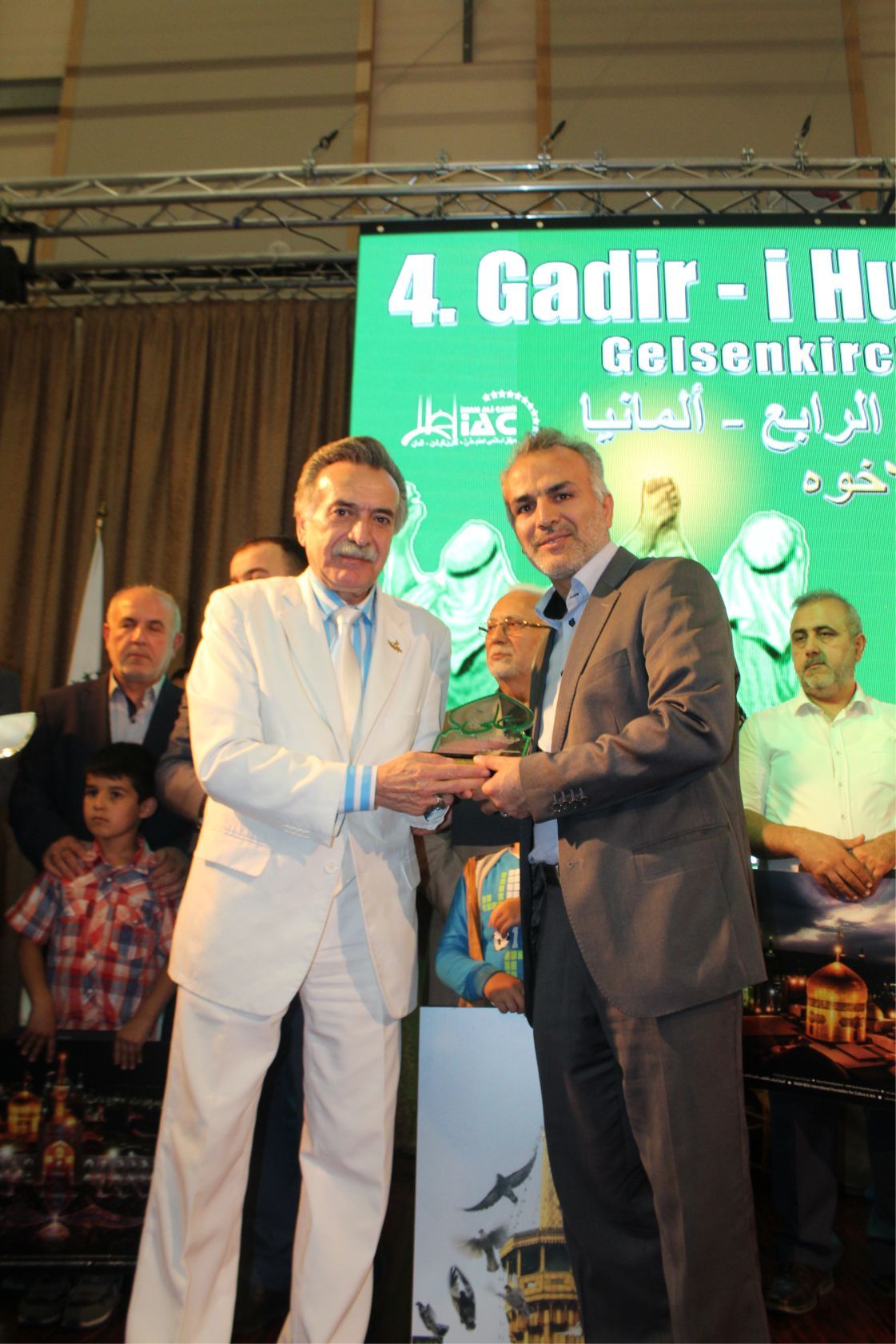 GADİRİ HUM BAYRAMI ALMANYAâ€™DA COŞKUYLA KUTLANDI