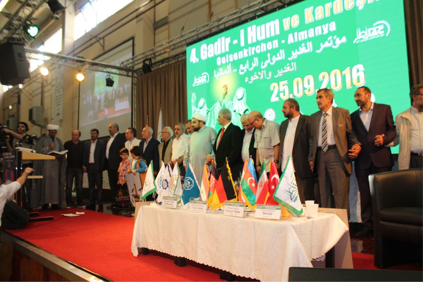 GADİRİ HUM BAYRAMI ALMANYAâ€™DA COŞKUYLA KUTLANDI