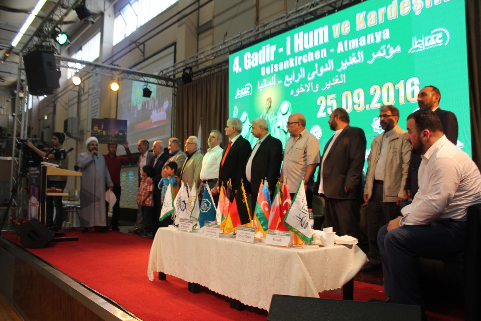GADİRİ HUM BAYRAMI ALMANYAâ€™DA COŞKUYLA KUTLANDI
