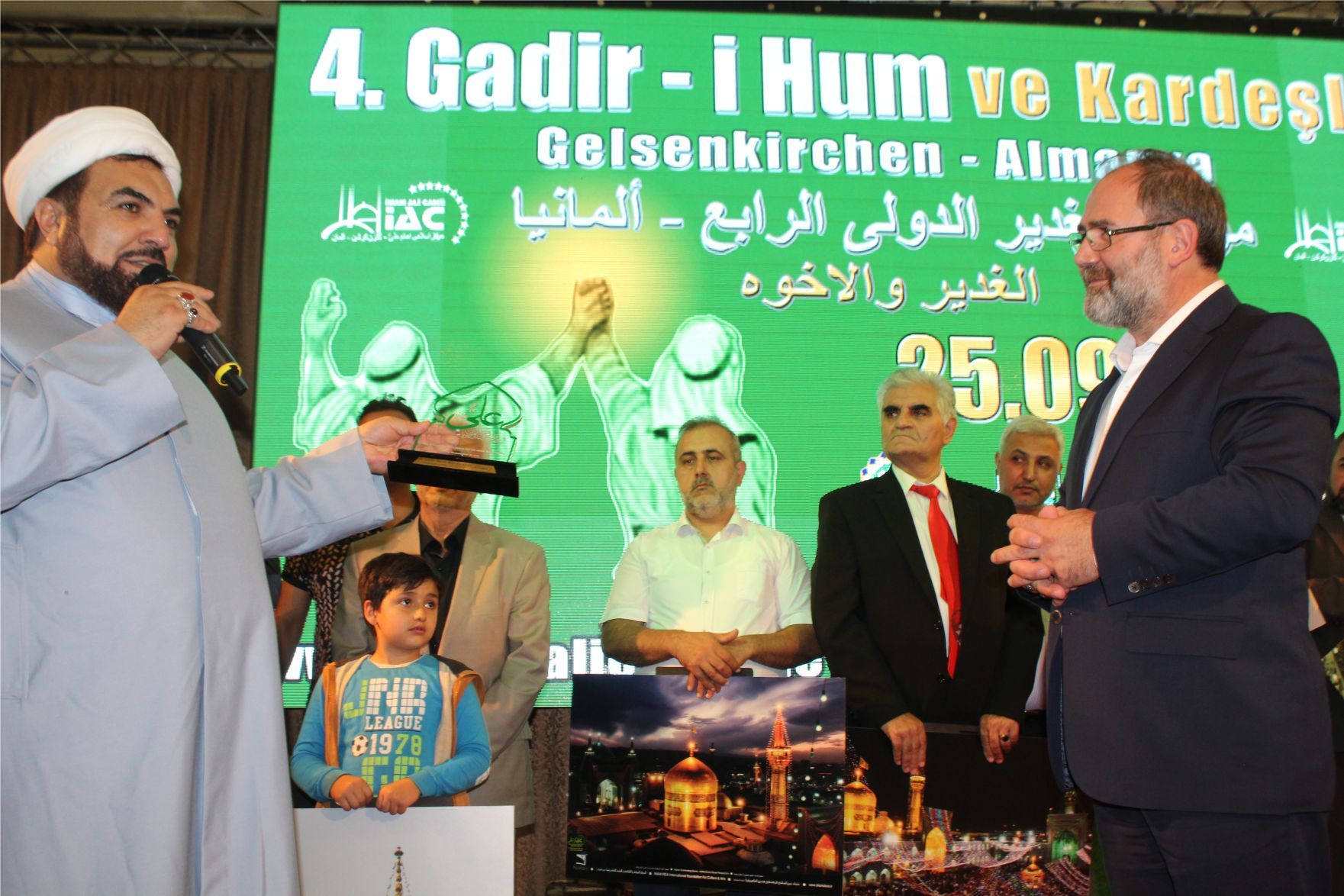 GADİRİ HUM BAYRAMI ALMANYAâ€™DA COŞKUYLA KUTLANDI
