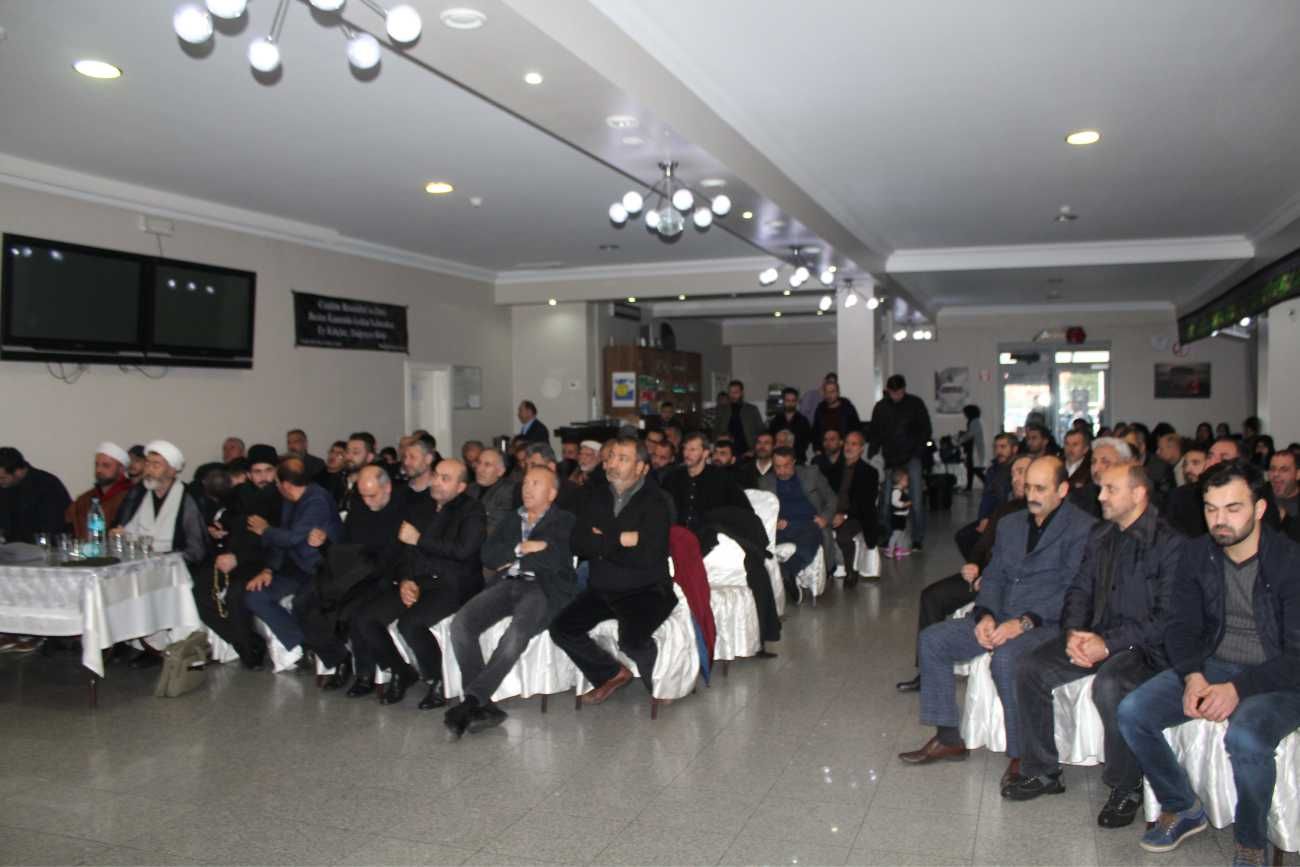 BİRİNCİ ERBAİN ANMASINDA  GENKâ€™TE â€œLEBBEYK YA HÜSEYİN!â€™, LEBBEYK, YA ZEYNEP!â€ SEDALARI…