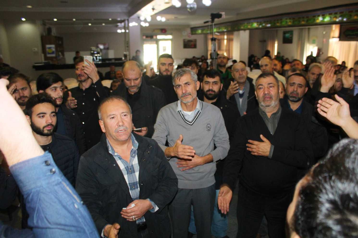 BİRİNCİ ERBAİN ANMASINDA  GENKâ€™TE â€œLEBBEYK YA HÜSEYİN!â€™, LEBBEYK, YA ZEYNEP!â€ SEDALARI…