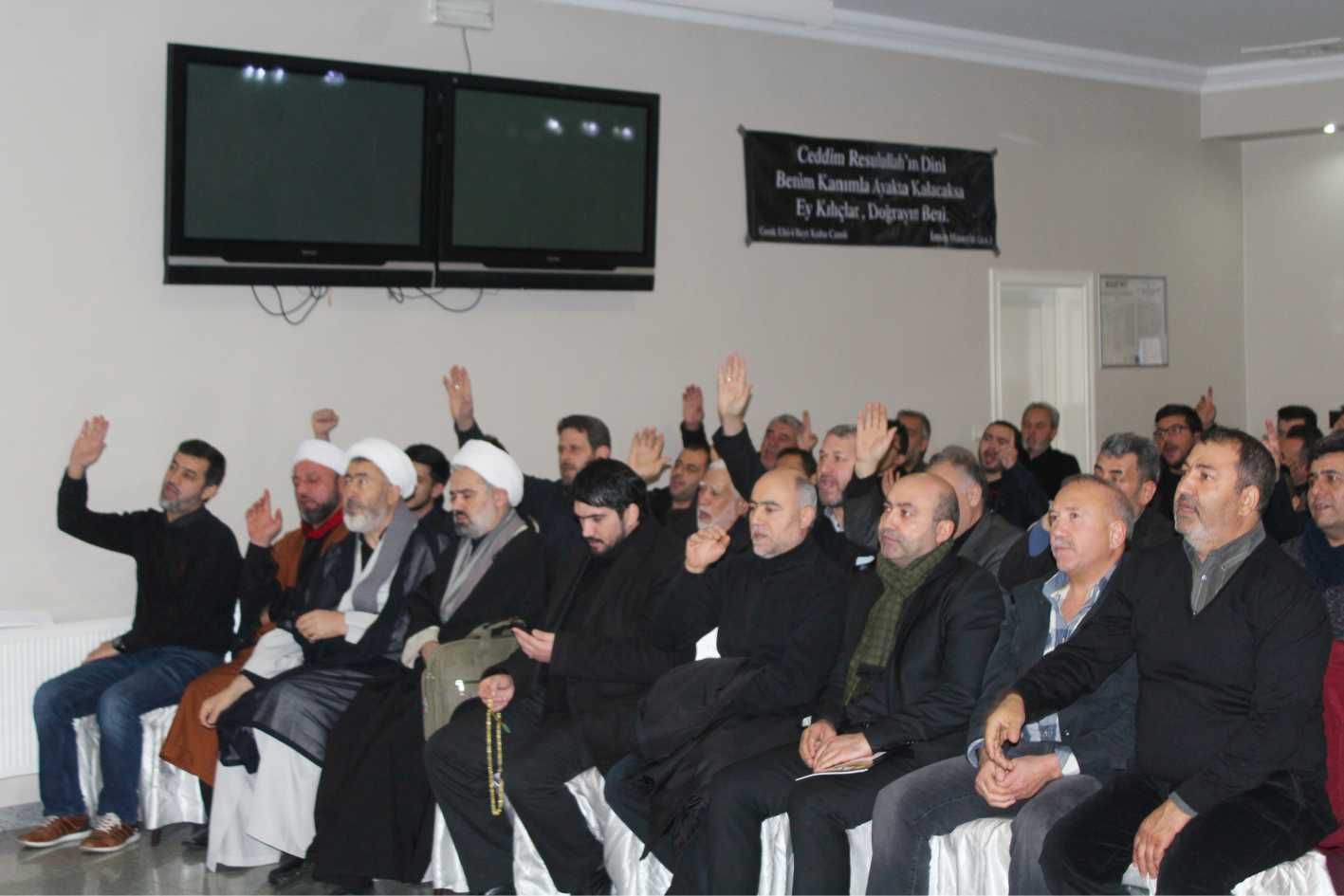 BİRİNCİ ERBAİN ANMASINDA  GENKâ€™TE â€œLEBBEYK YA HÜSEYİN!â€™, LEBBEYK, YA ZEYNEP!â€ SEDALARI…