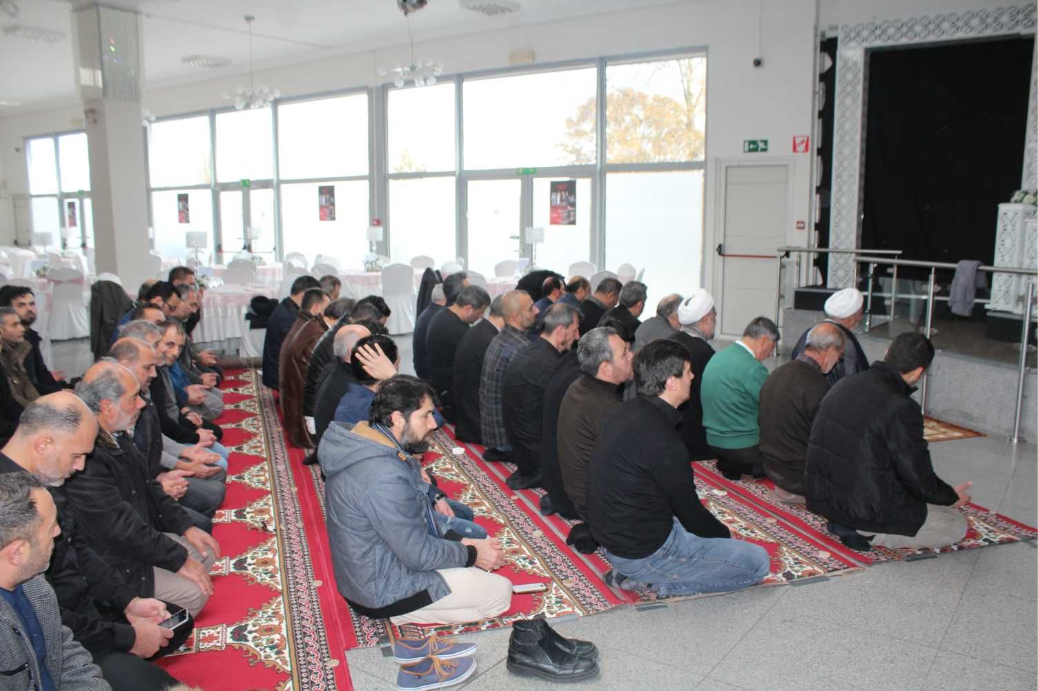 BİRİNCİ ERBAİN ANMASINDA  GENKâ€™TE â€œLEBBEYK YA HÜSEYİN!â€™, LEBBEYK, YA ZEYNEP!â€ SEDALARI…
