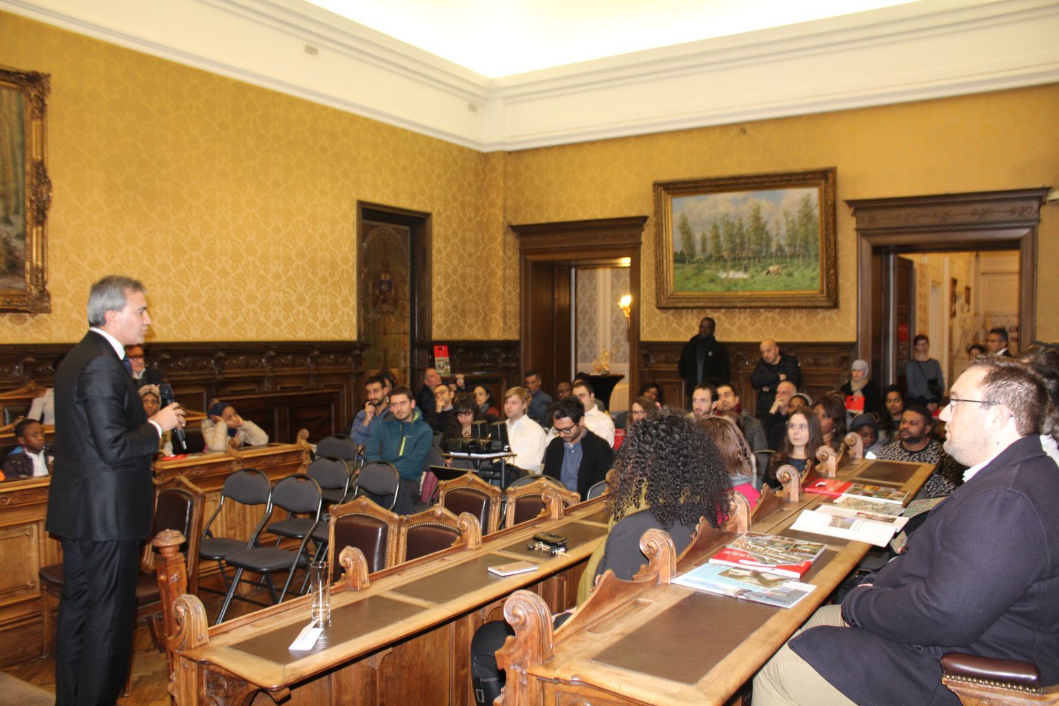 BAŞKAN EMİR KIR SAINT JOSSEâ€™NİN YENİ SAKİNLERİNİ AĞIRLADI