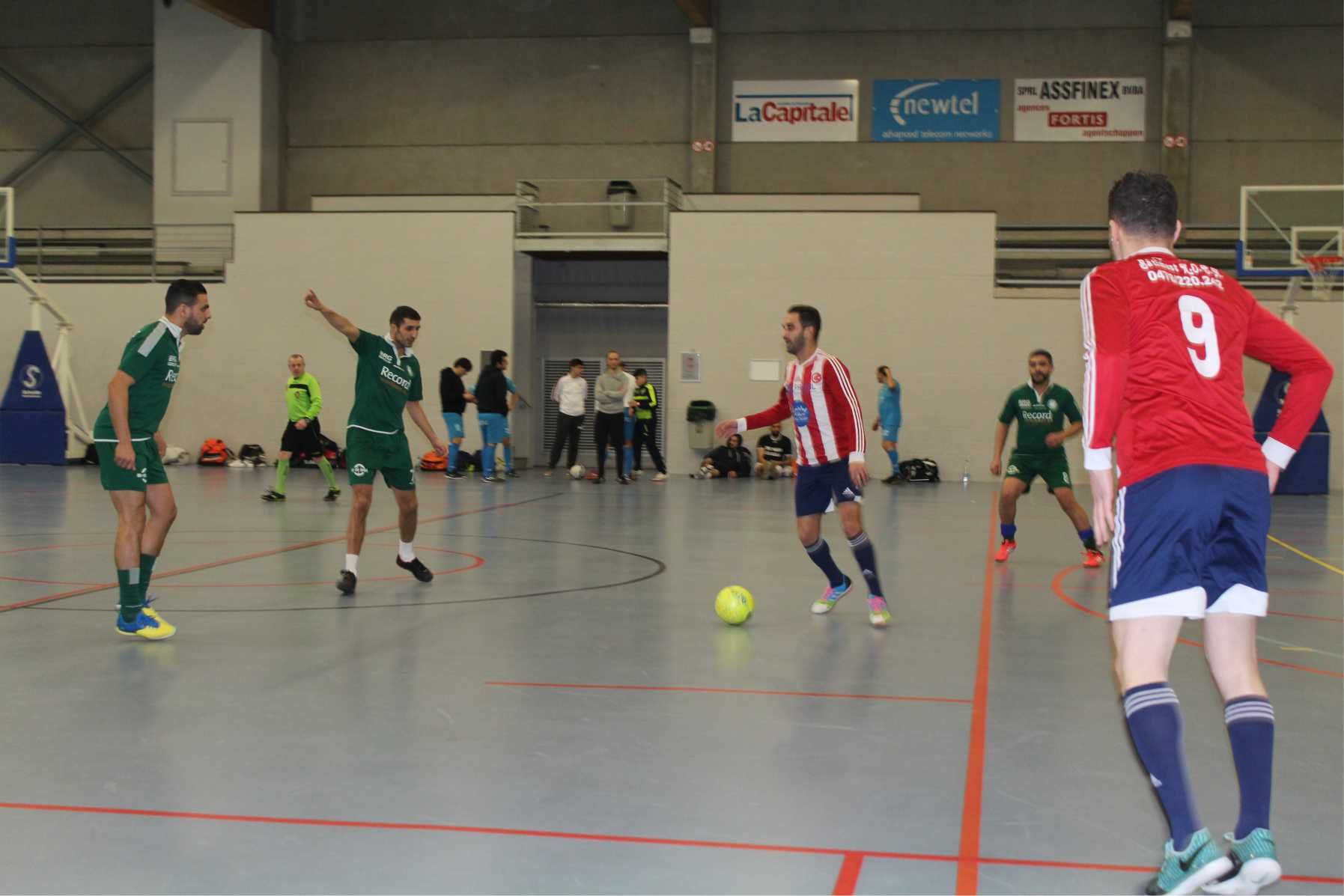 SCHAERBEEK â€˜VETERANLAR MİNİ FUTBOL 2016 TURNUVASIâ€™ SONUÇLANDI