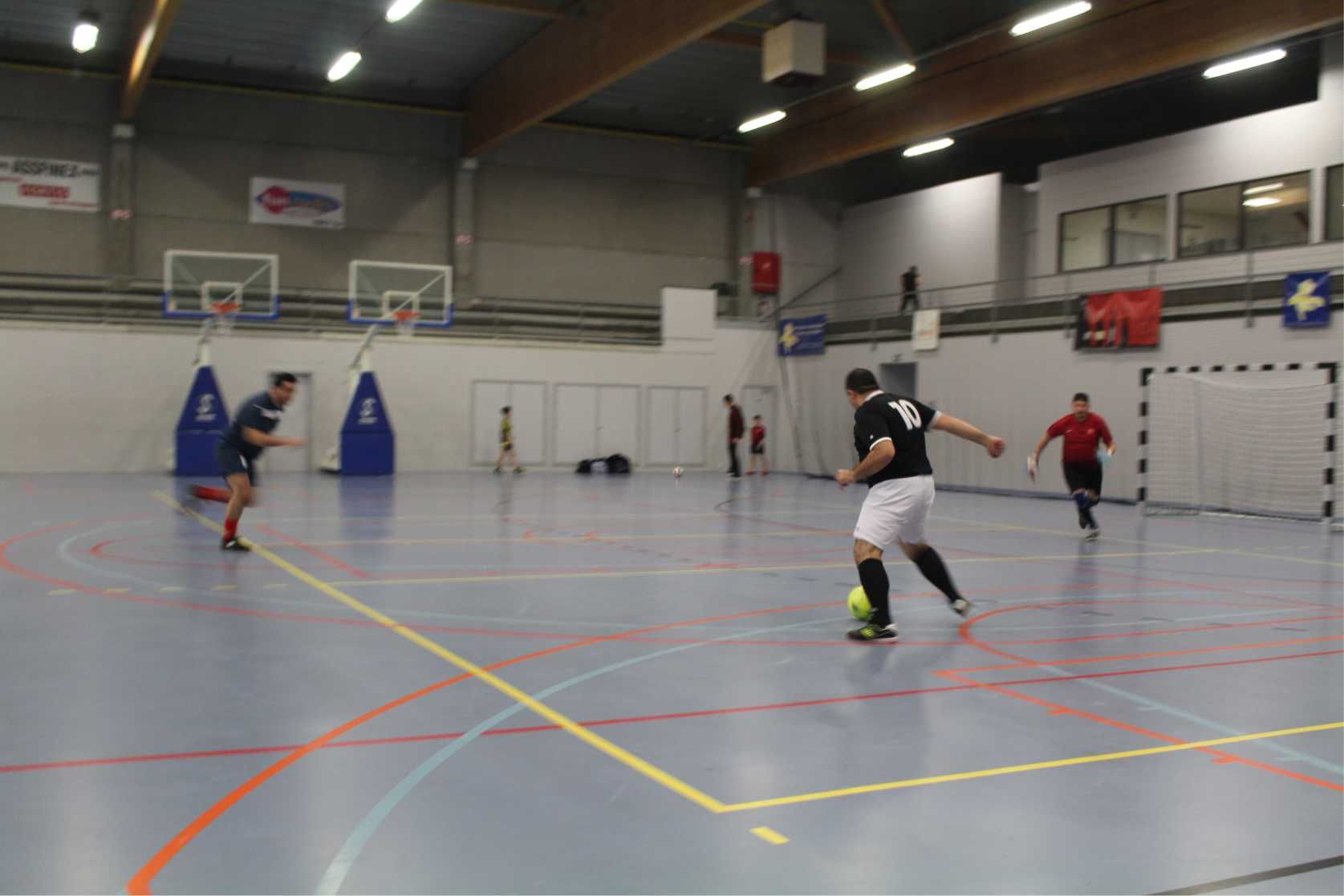 SCHAERBEEK â€˜VETERANLAR MİNİ FUTBOL 2016 TURNUVASIâ€™ SONUÇLANDI