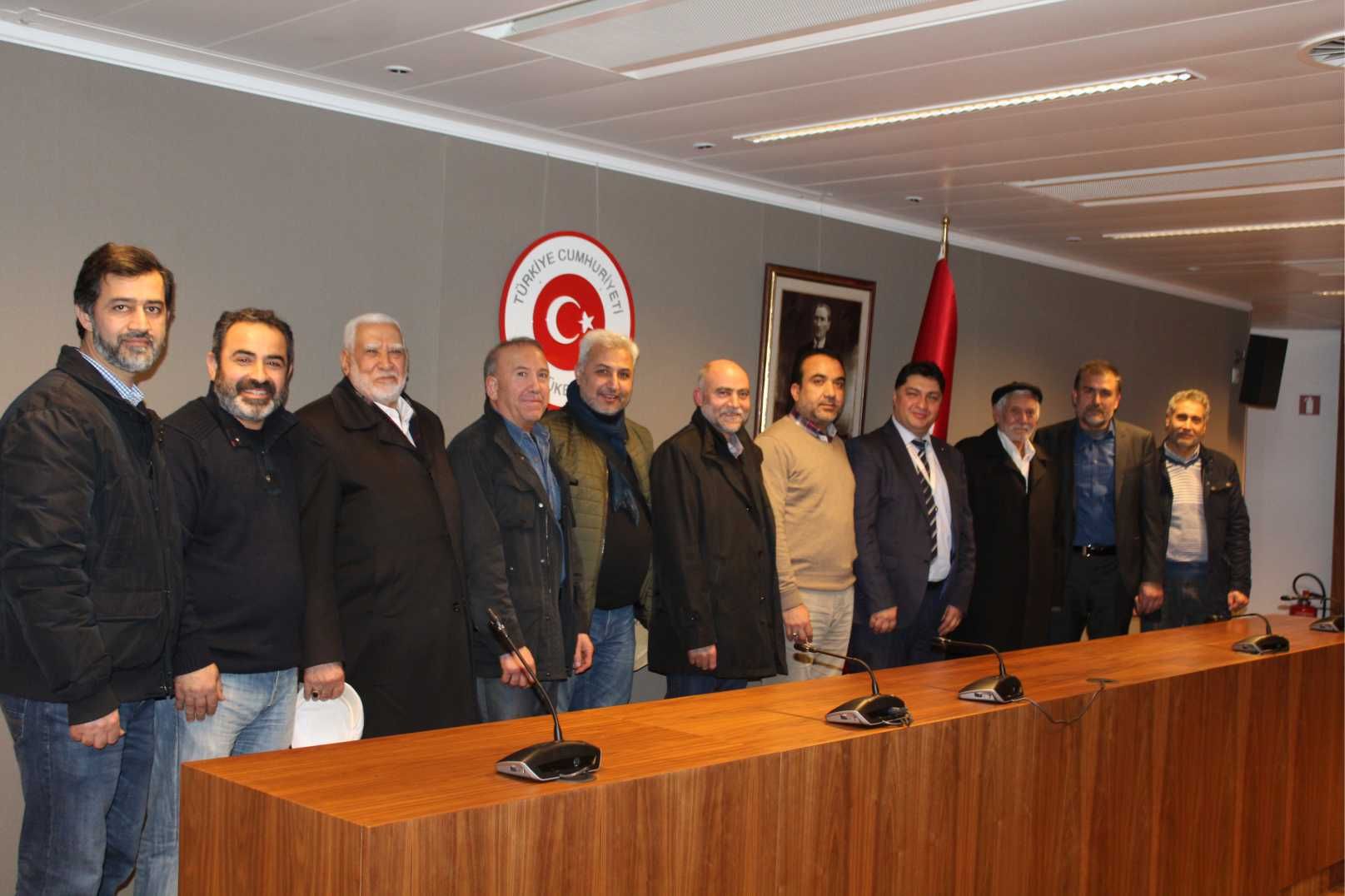 BELÇİKA’DAKİ TÜRK ŞİALAR «‹TRT1' DEKİ â€¹ŞİALARA HAKARET›TEN DUYDUKLARI RAHATSIZLIĞI BASIN MÜŞAVİRİ VEYSEL FİLİZ’E İLETTİLER