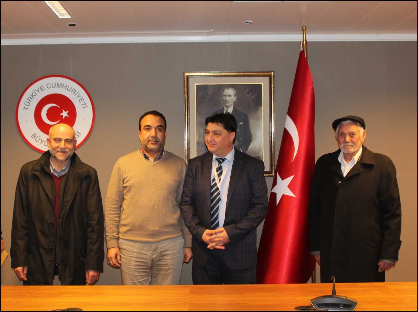 BELÇİKA’DAKİ TÜRK ŞİALAR «‹TRT1' DEKİ â€¹ŞİALARA HAKARET›TEN DUYDUKLARI RAHATSIZLIĞI BASIN MÜŞAVİRİ VEYSEL FİLİZ’E İLETTİLER
