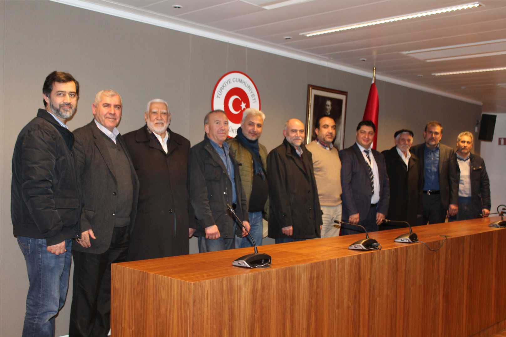 BELÇİKA’DAKİ TÜRK ŞİALAR «‹TRT1' DEKİ â€¹ŞİALARA HAKARET›TEN DUYDUKLARI RAHATSIZLIĞI BASIN MÜŞAVİRİ VEYSEL FİLİZ’E İLETTİLER