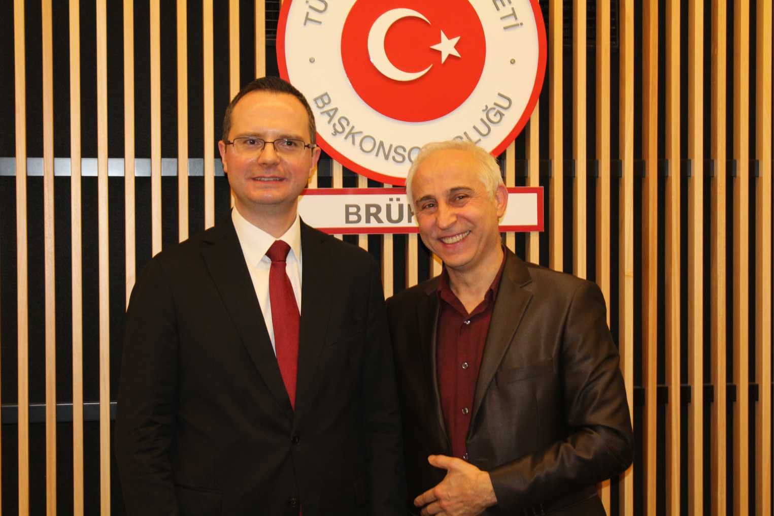 BRÜKSEL BAŞKONSOLOSU ULUSOY VERİLEN BİR RESEPSİYONLA VEDA ETTİ