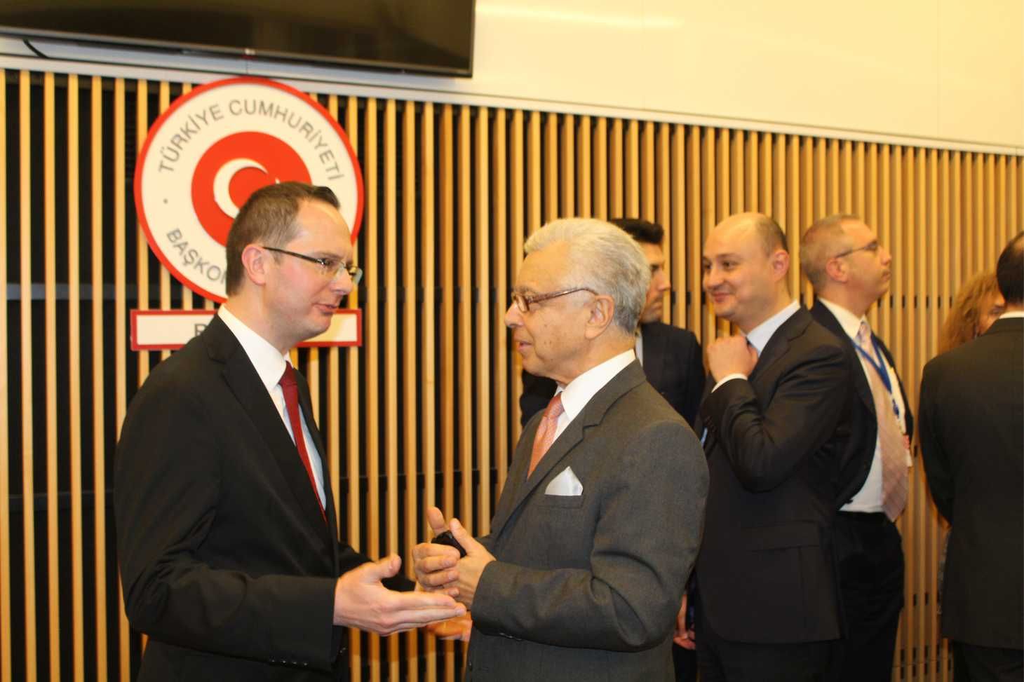 BRÜKSEL BAŞKONSOLOSU ULUSOY VERİLEN BİR RESEPSİYONLA VEDA ETTİ