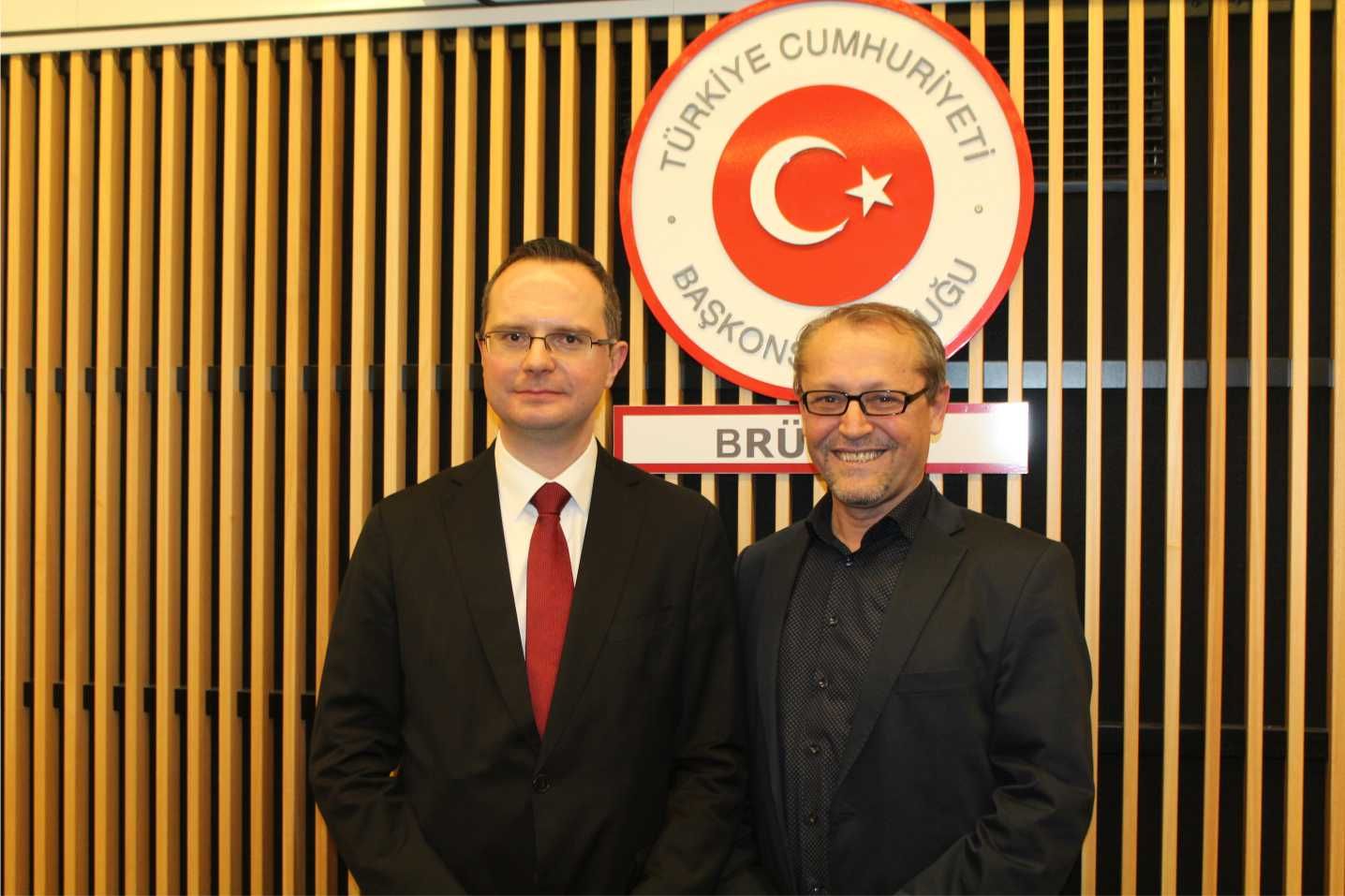 BRÜKSEL BAŞKONSOLOSU ULUSOY VERİLEN BİR RESEPSİYONLA VEDA ETTİ