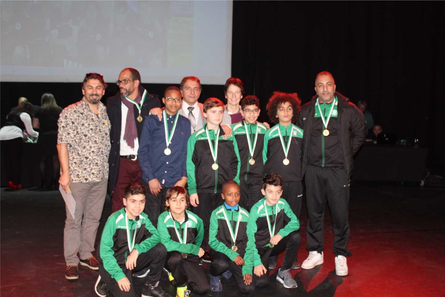 KÖSE YÜZLERCE SPORCUYU ÖDÜLLENDİRDİ