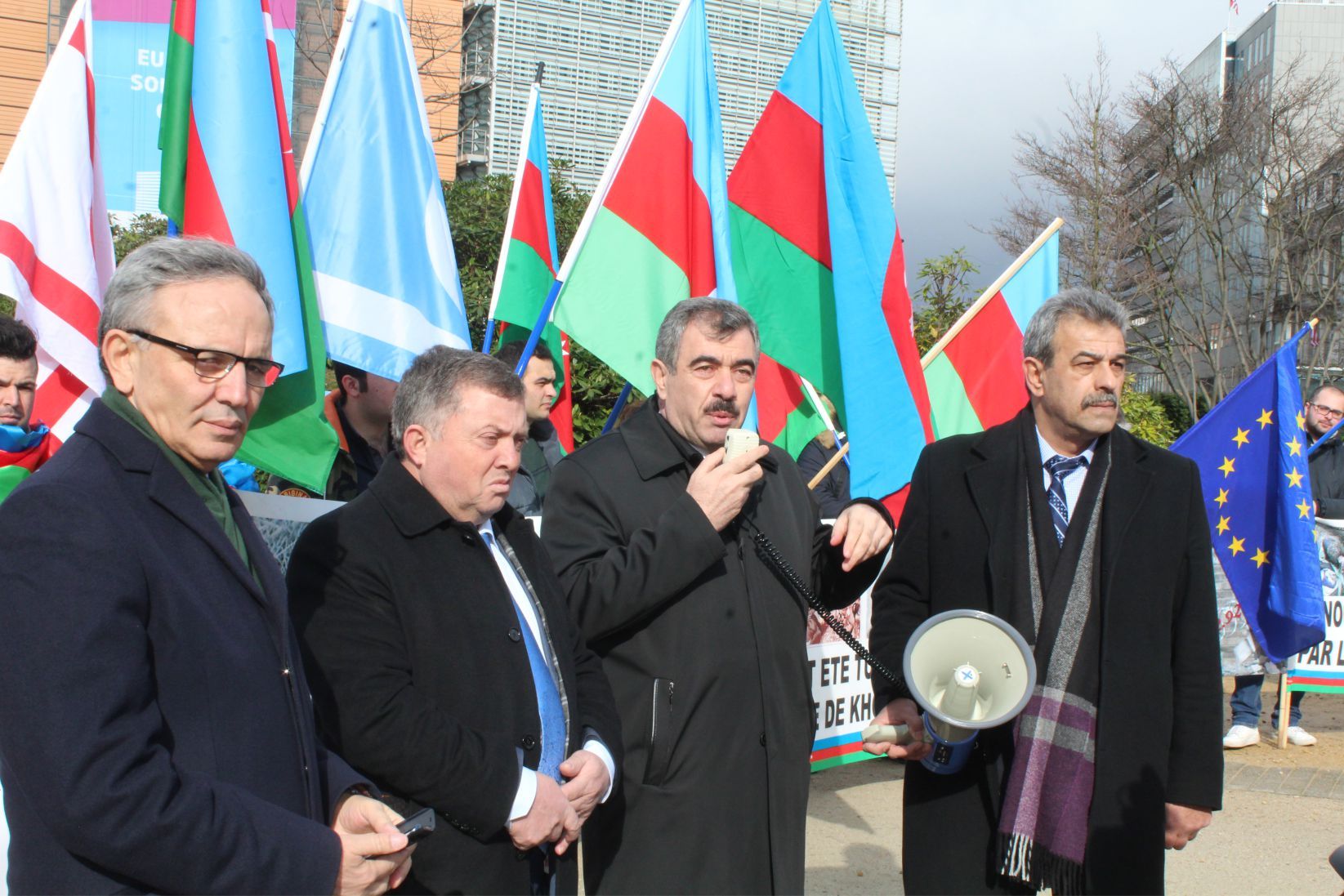 AB’NİN KALBİNDE “HOCALI ŞEHİTLERİ’Nİ ANDILARâ€