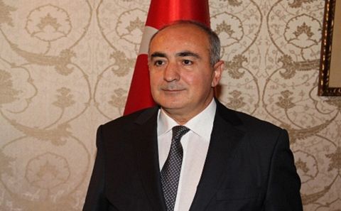 Hollanda Büyükelçisi Saraya danışman olarak görevlendirilmiş...