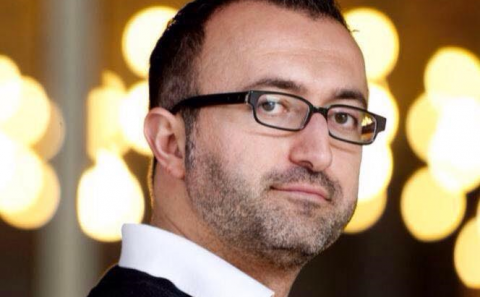 MEHMET SADIK KARANFIL (OPEN VLD): â€œÇOCUKLARIN OKULDA BAŞARILI OLMALARI IÇIN EBEVEYNLERININ OKUL ÇALISMALARINA KATILIMI KAÇINILMAZDIR, ELZEMDIR.â€