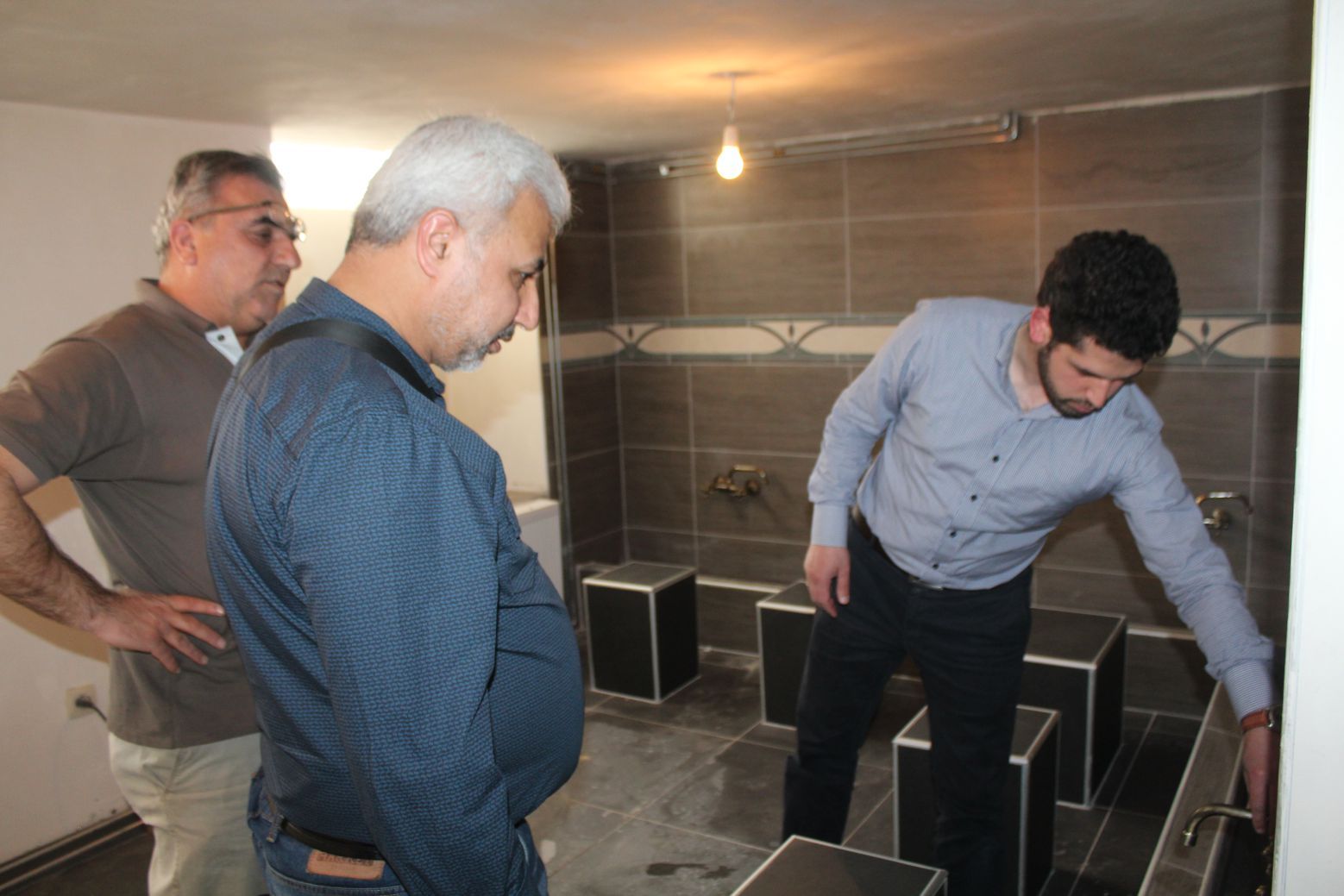 BAŞKAN KIR’DAN, BRÜKSEL EHLİBEYT CAMİİ İNŞAATINA ZİYARET