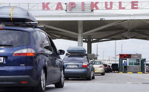 Yurt dışı vatandaşlara gümrükte büyük kolaylık 