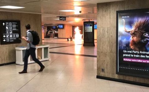 Brüksel Tren İstasyonundaki Patlama Anı 