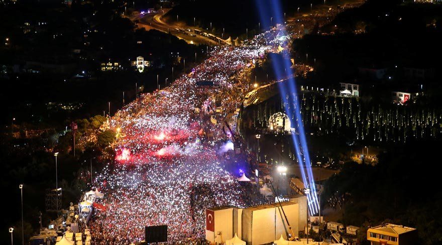 Ajanslar 15 Temmuzâ€™u böyle gördü