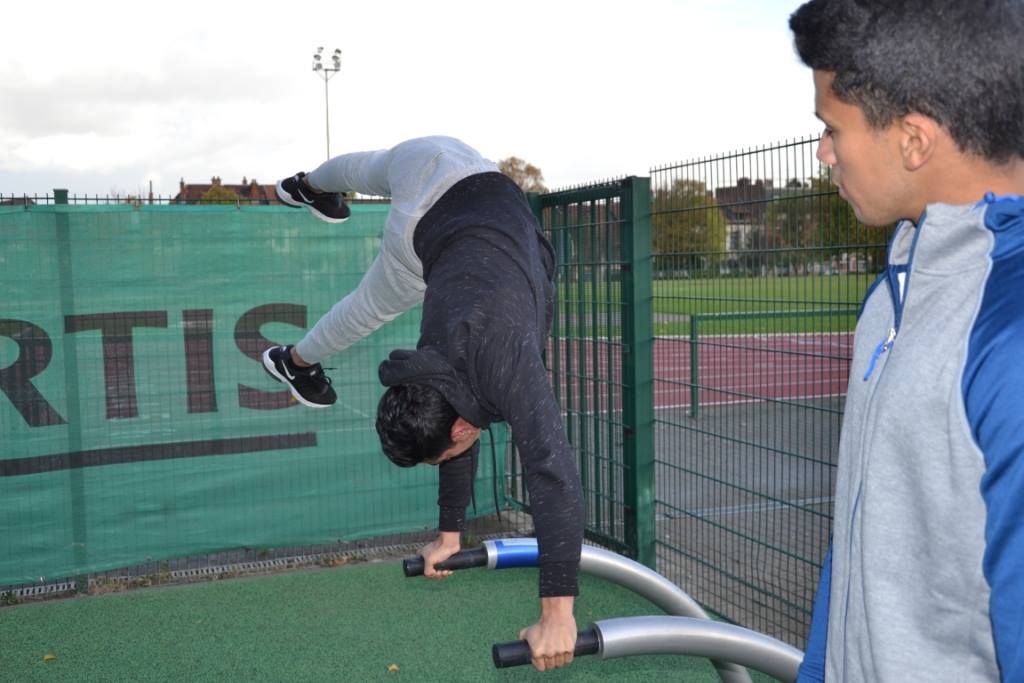 Sait Köse, yeni açılan Street Workout parkurunu tanıttı