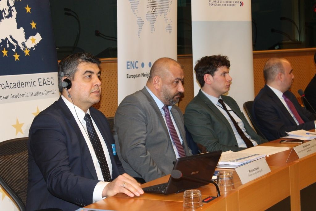 EUROACADEMIC EASC APÂ´DE PANEL DÜZENLEDİ