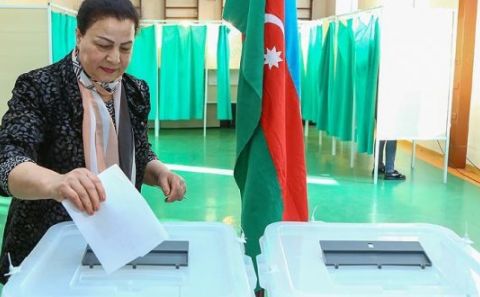 Azerbaycan sandığa gidiyor