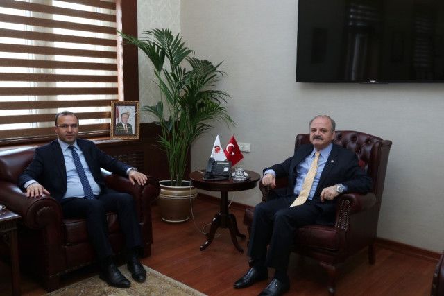 Vali Çakacak, Belçika Federal Meclisi Milletvekili Yüksel'i Makamında Kabul Etti