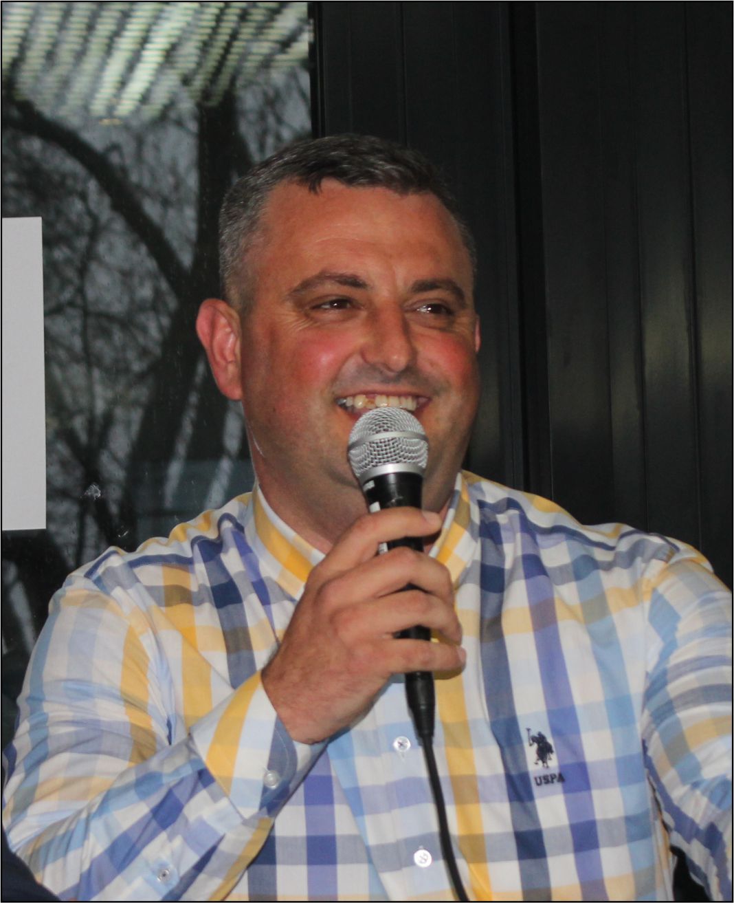 BRÜKSEL’DE DÜZENLENEN «FUTBOLA BAKIŞ AÇIMIZ» ADLI PANELDE ÖNEMLİ MESAJLAR VERİLDİ